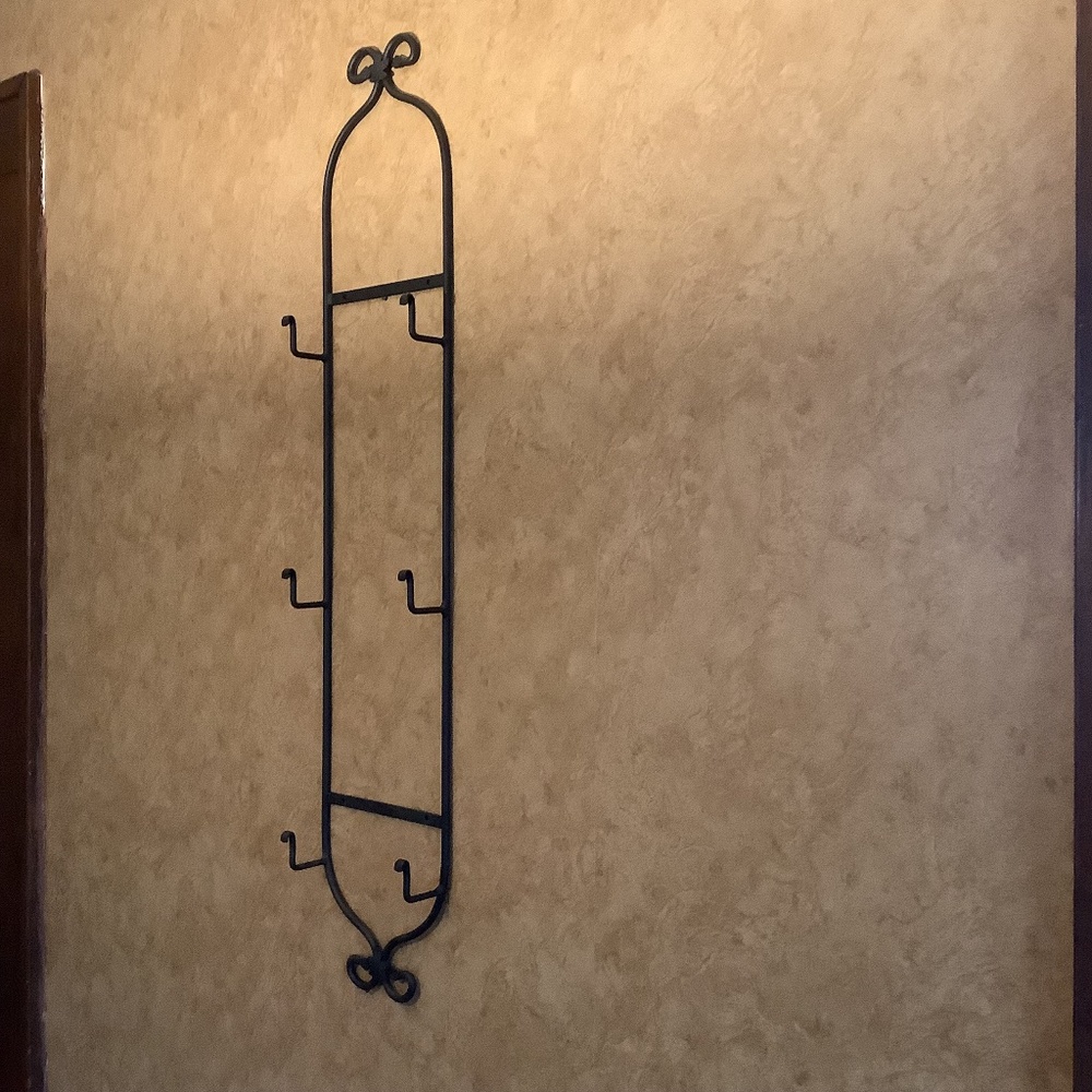 Longaberger Wrought Iron 3 Tier Wall Plate Rake